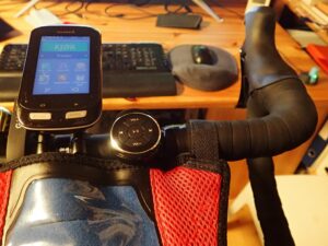 How to use a $10 Bluetooth Media Button as a handlebar-mounted Zwift game-controller
